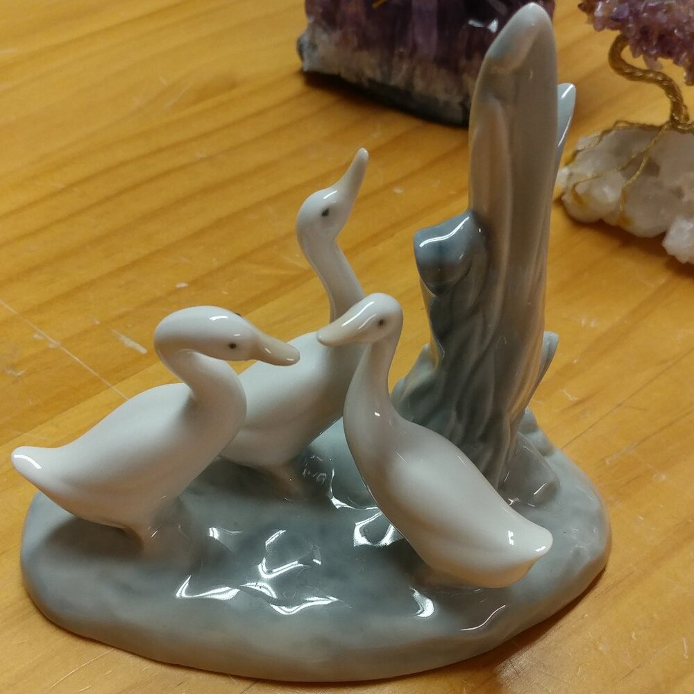 NAO by Lladro Geese in Reeds #0006